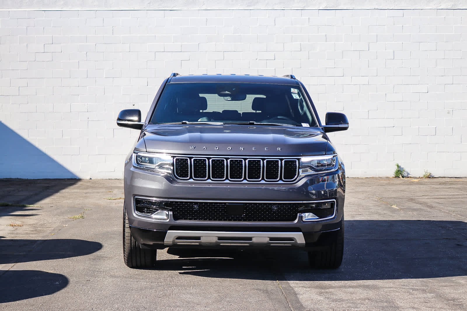 Used 2024 Baltic Gray Metallic Clearcoat Jeep Series II image 2