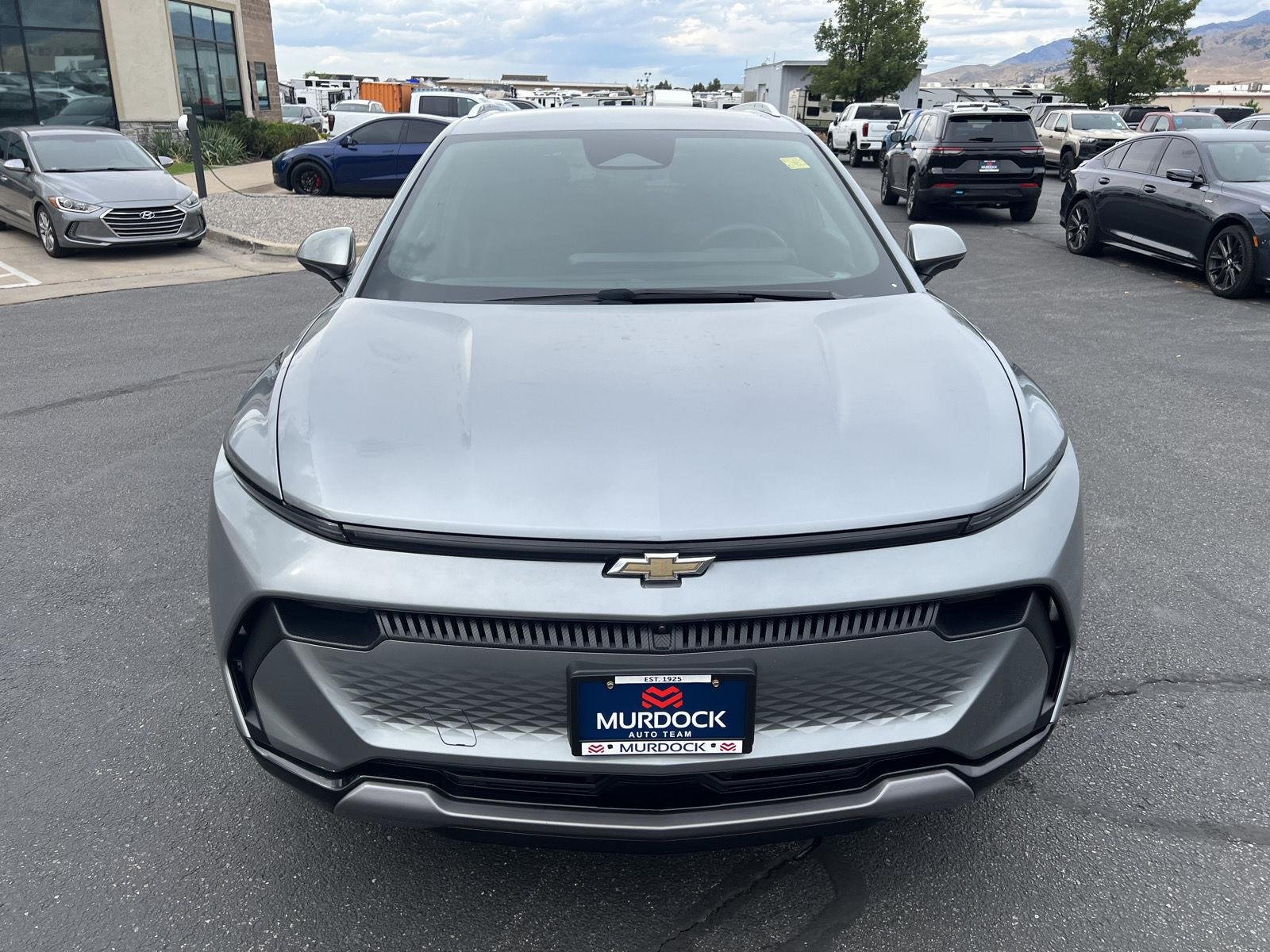 2025 Chevrolet Equinox EV LT - Photo 8
