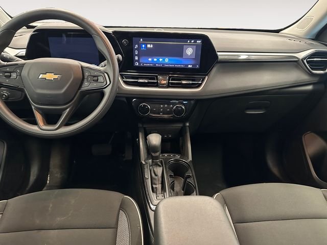 Used 2025 Black Chevrolet LT image 10