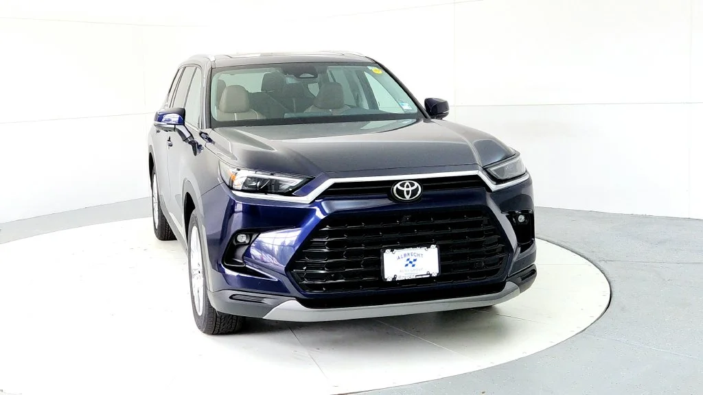 New 2026 Blueprint Toyota Platinum image 8