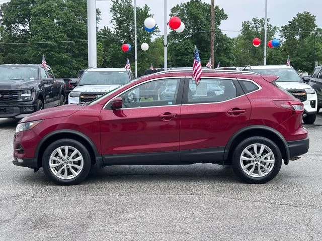 Certified Used 2022 Red Nissan SV image 4