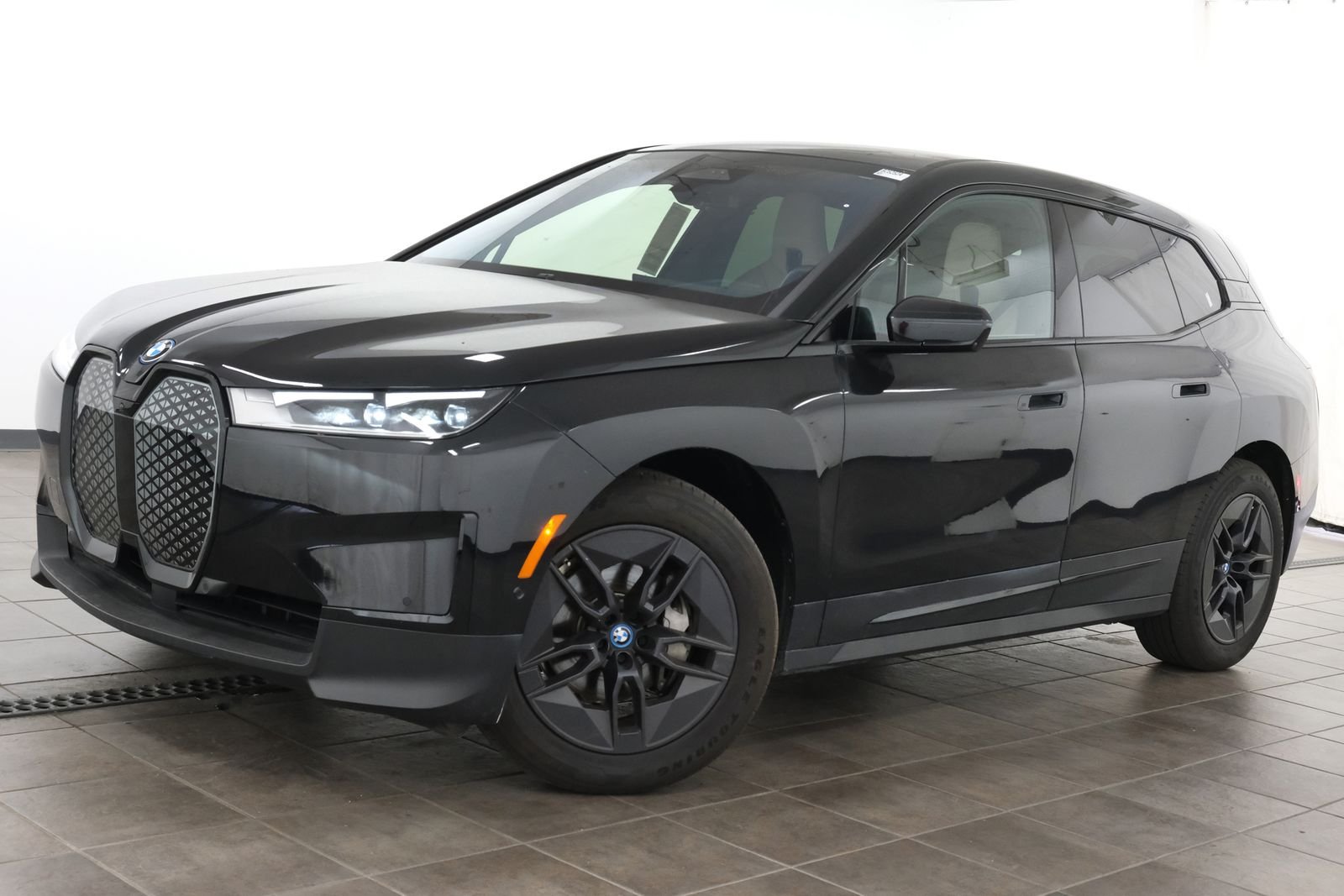 2024 BMW iX