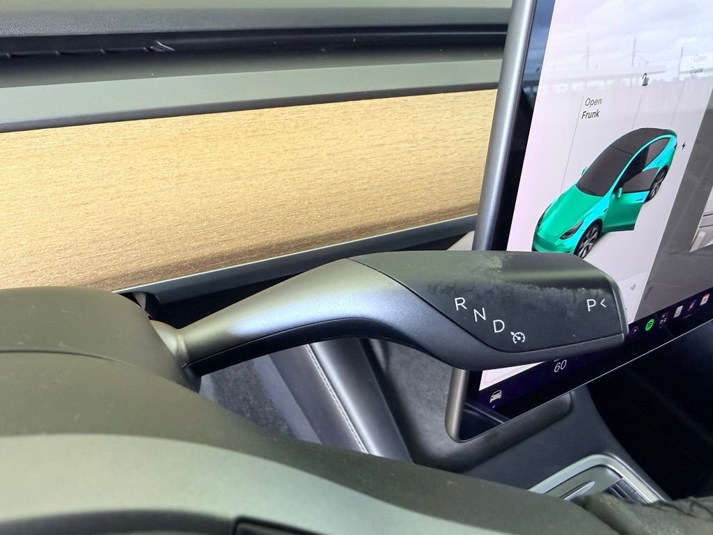Used 2021  Tesla Long Range image 21