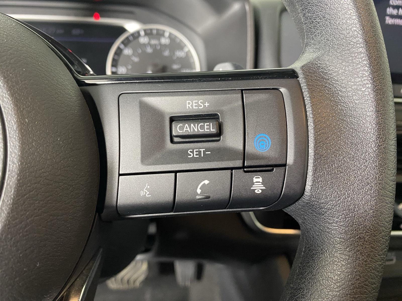 Used 2023 Super Black Nissan SV image 15