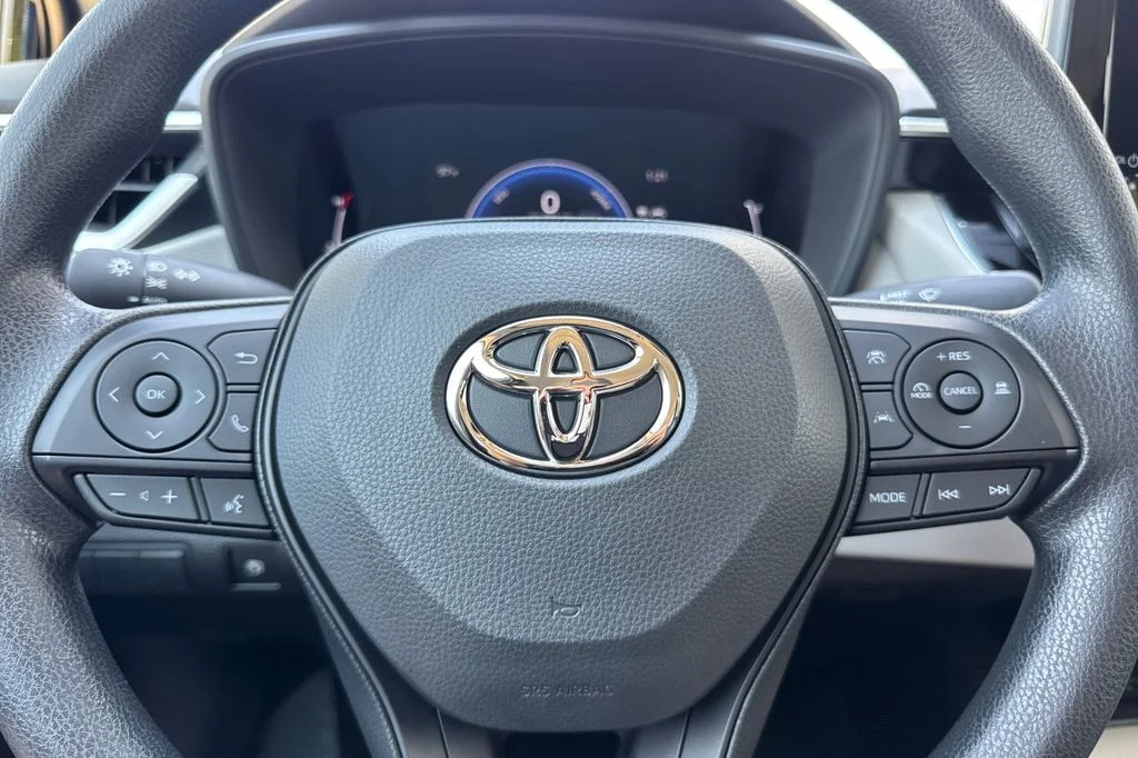 New 2026 Midnight Black Metallic Toyota  LE image 29