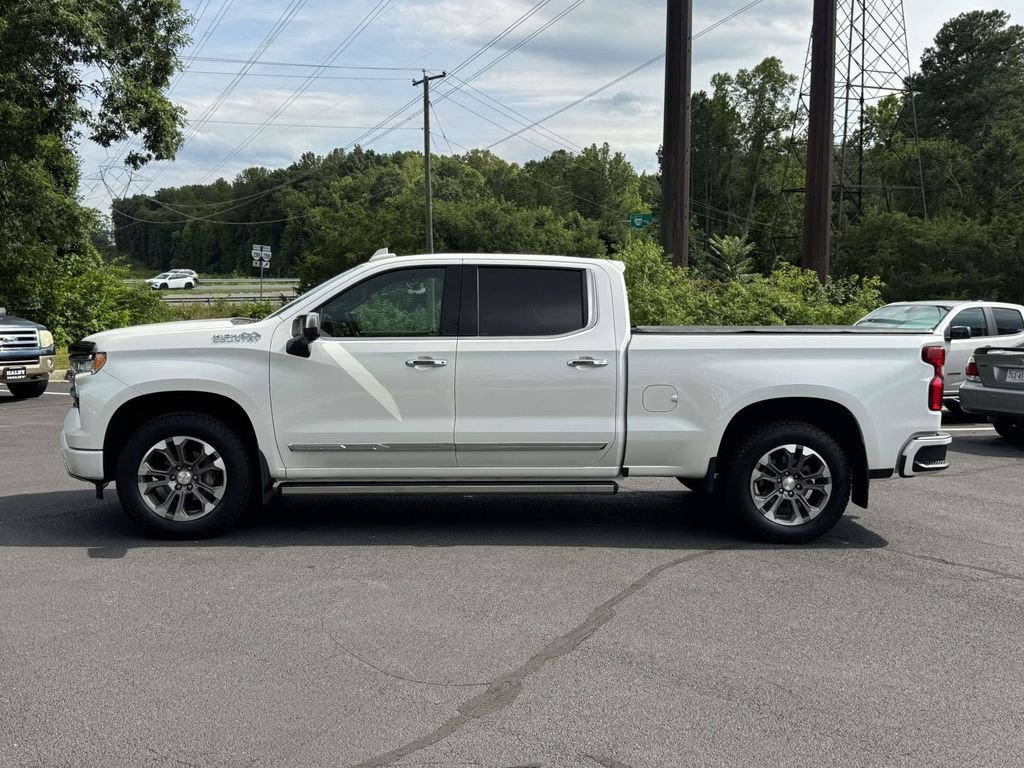 Used 2025 Beige Chevrolet High Country image 24