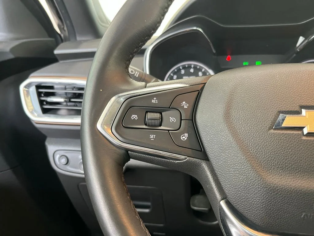 Used 2023 Gray Chevrolet ACTIV image 7