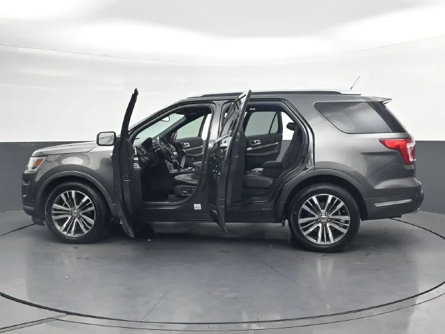 Used 2018 Gray Ford Platinum image 38