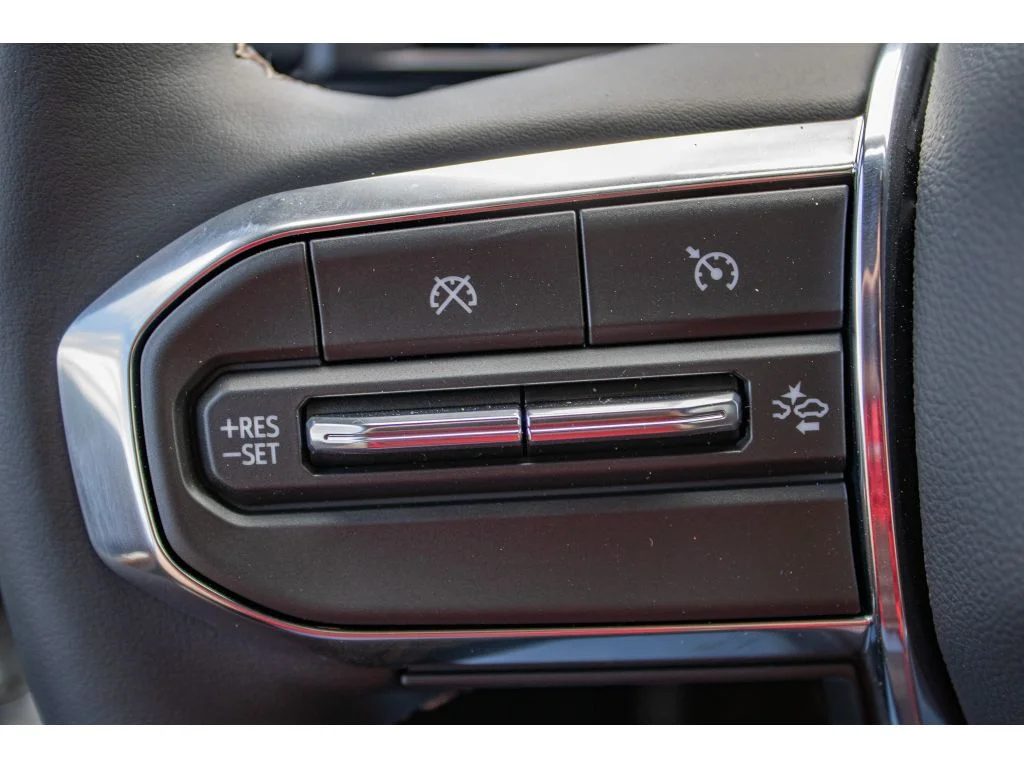 New 2026 GLACIER METALLIC GMC 4WD Denali image 37
