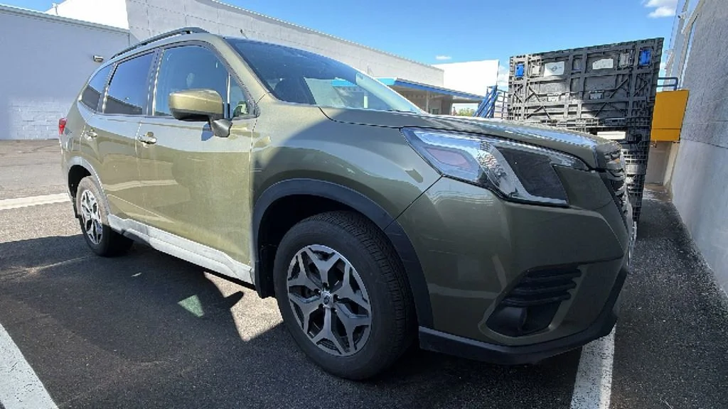 2024 Subaru Forester Premium's photo