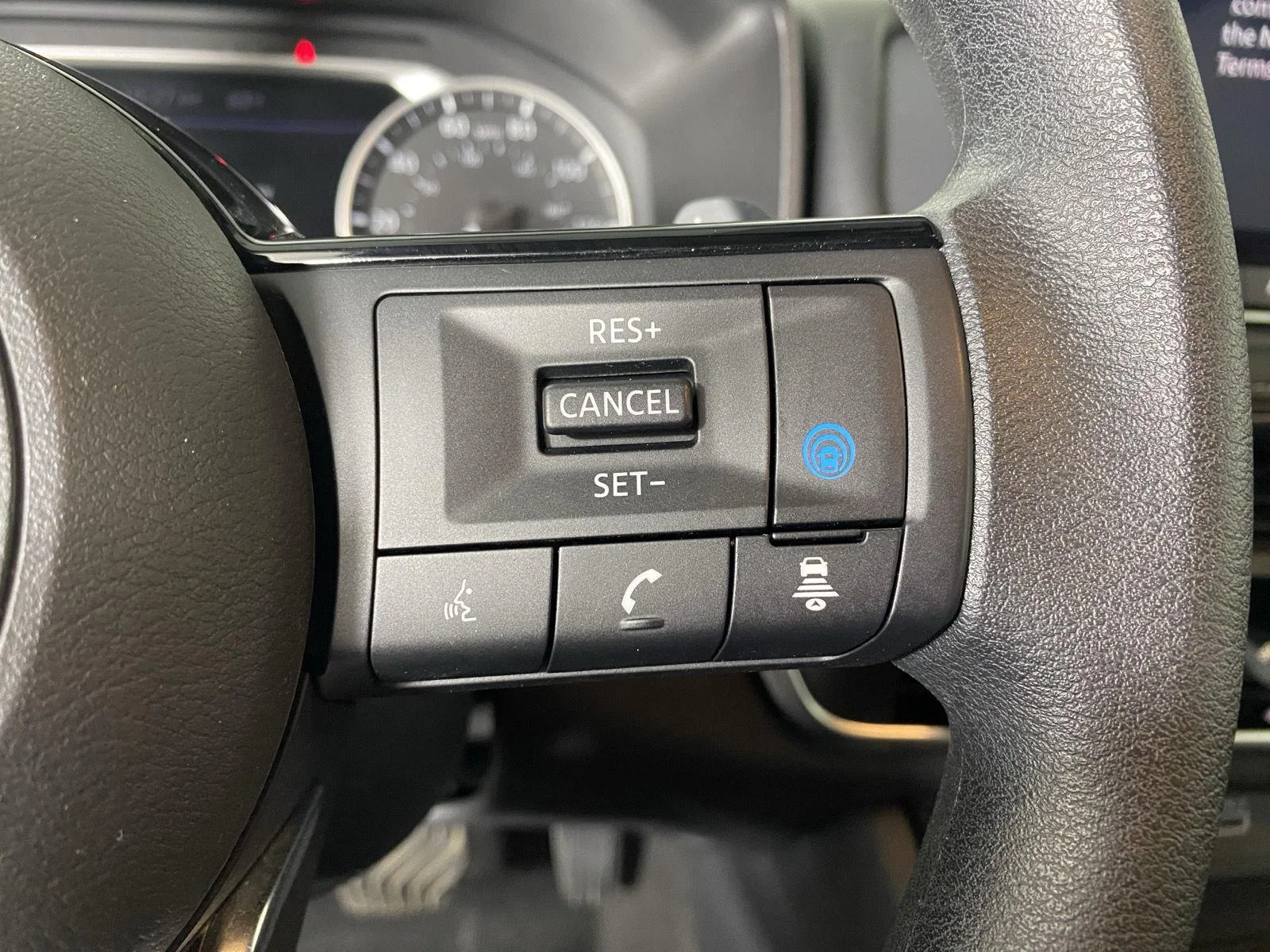 Used 2023 Super Black Nissan SV image 15