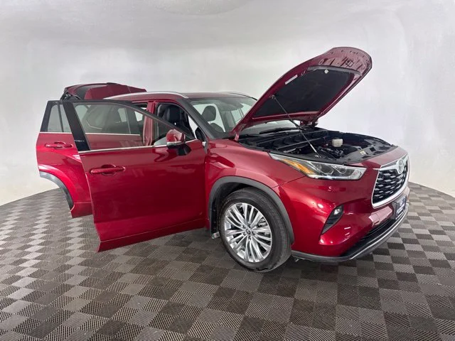 Used 2023 Red Toyota Platinum image 13