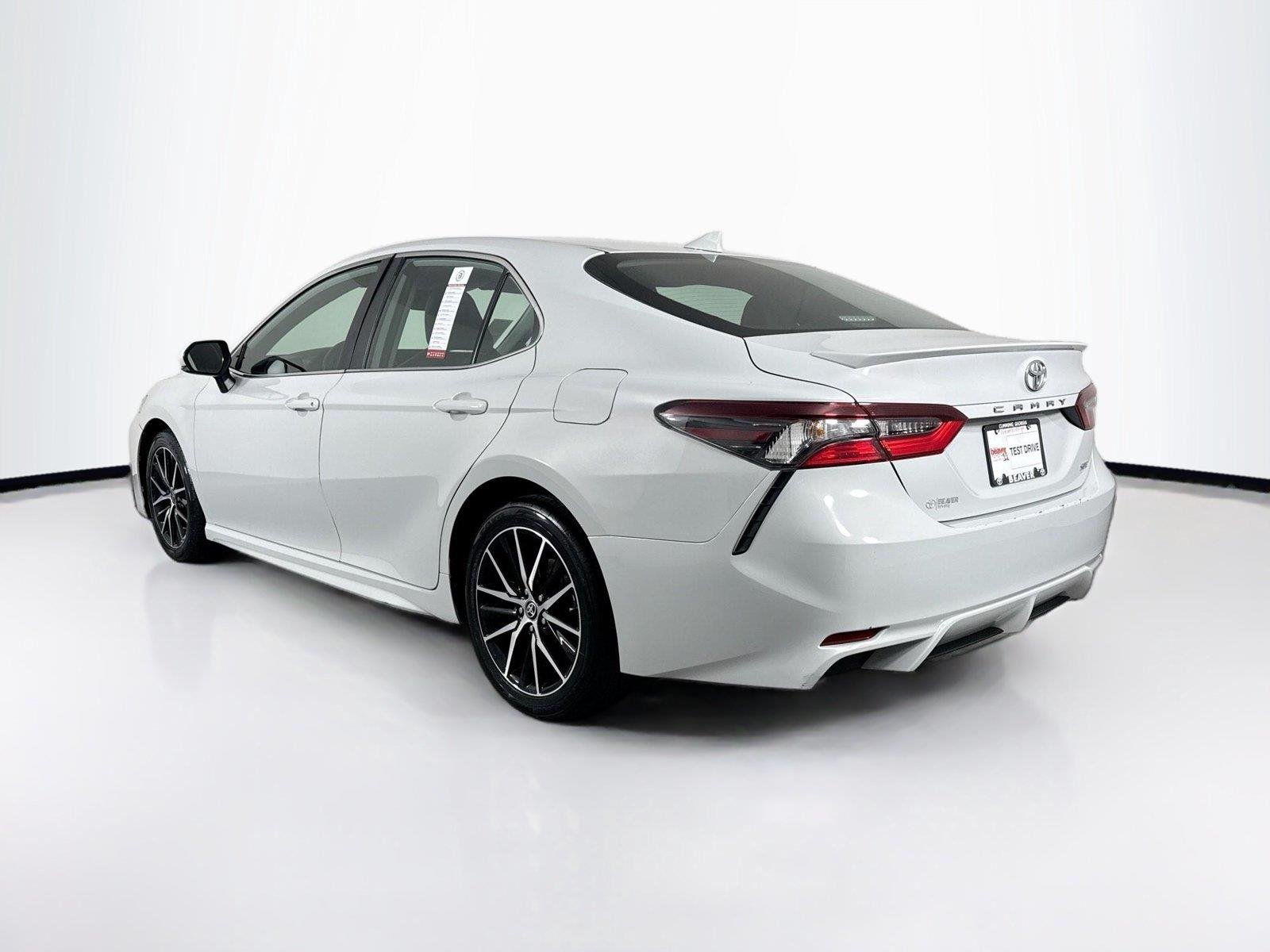 Certified Used 2023 Ice Edge Toyota SE image 11