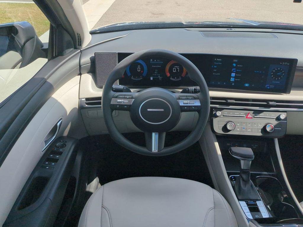 New 2026 Gray Hyundai SE FWD image 18