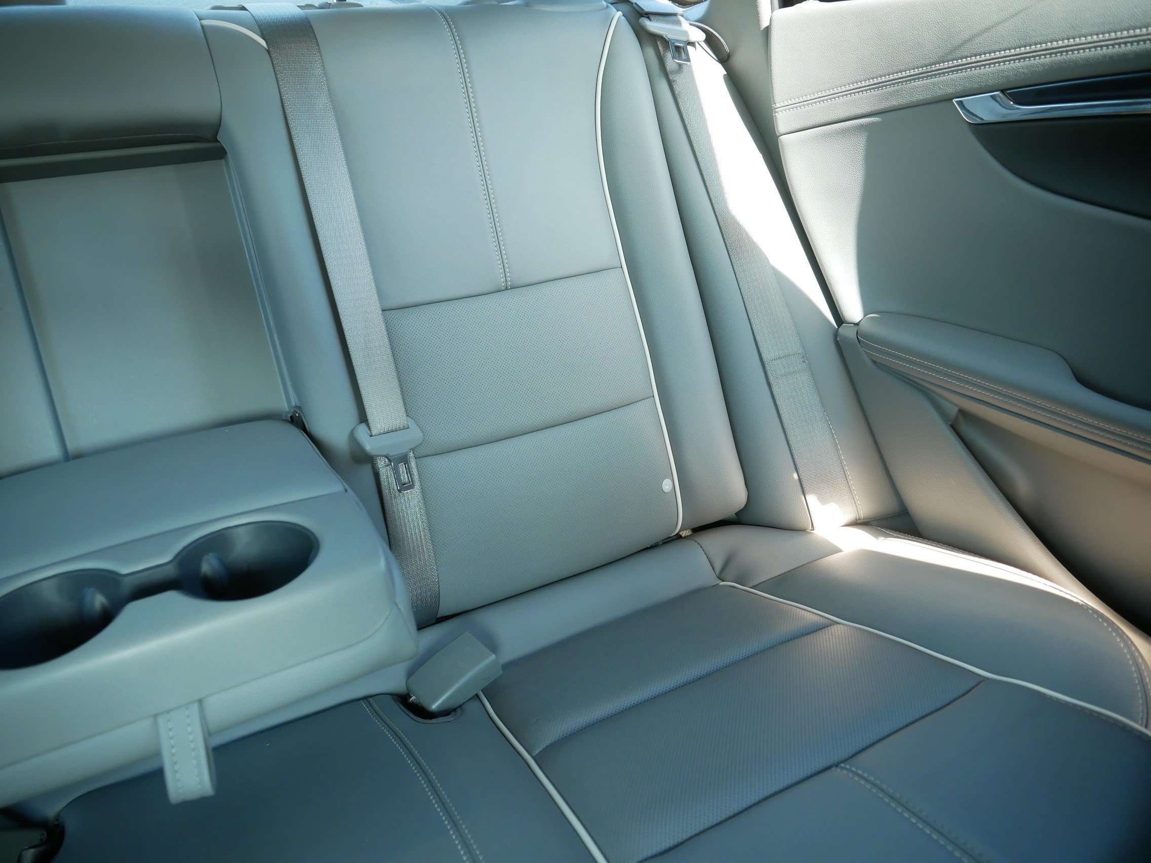 Used 2014 Ashen Gray Metallic Chevrolet LTZ image 14