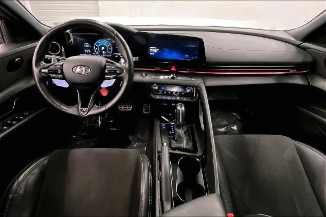 2023 Hyundai Elantra N - Photo 18
