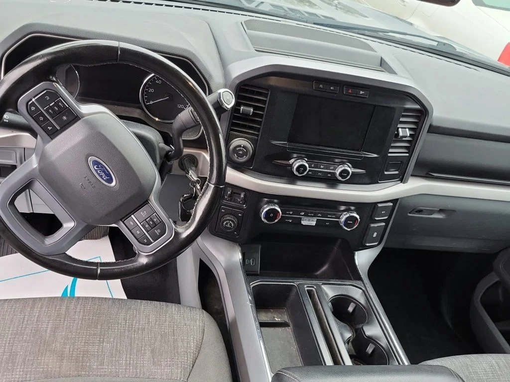 Certified Used 2023 Gray Ford XLT image 4