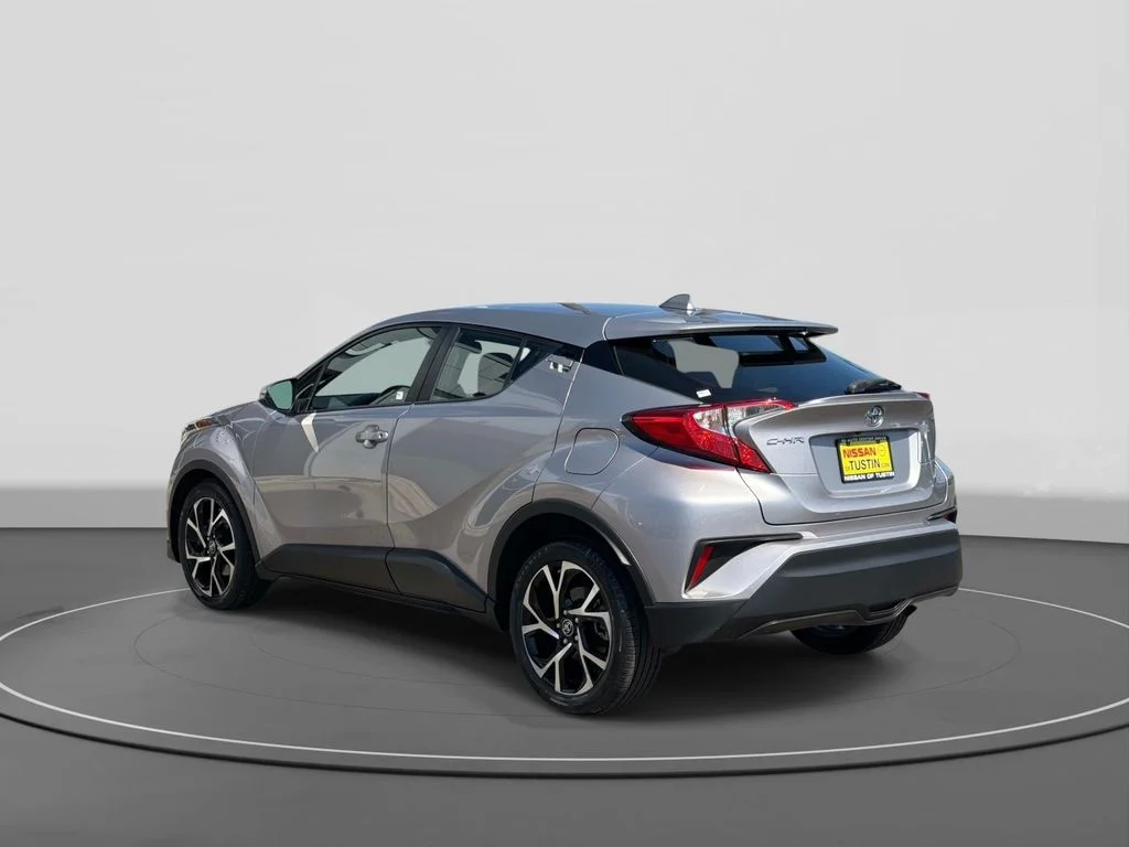 Used 2019 Silver Knockout Metallic Toyota XLE image 7