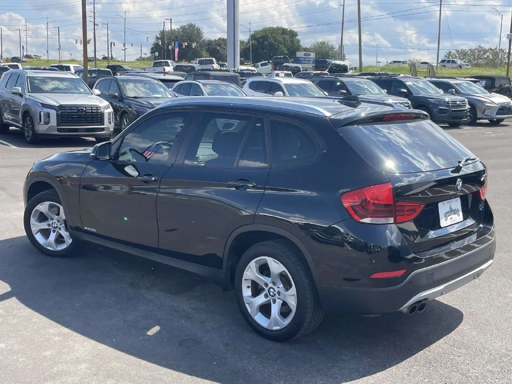 Used 2015 Black BMW sDrive28i image 5
