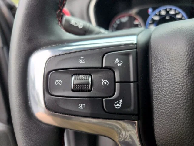 Used 2025 Gray Chevrolet RS image 34