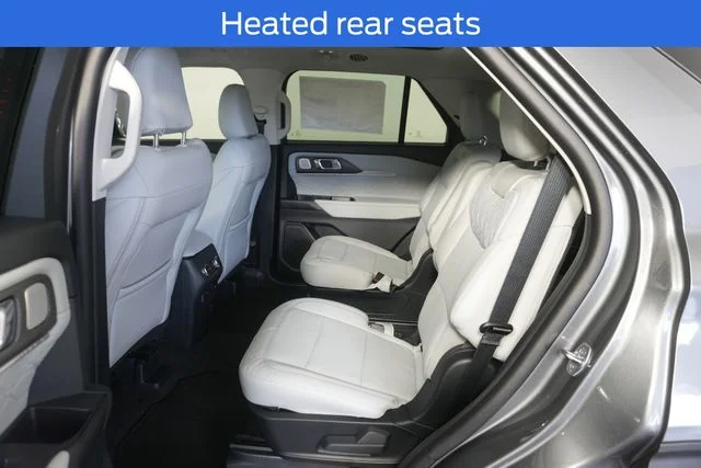 New 2026 Carbonized Gray Metallic Ford Platinum™ image 27