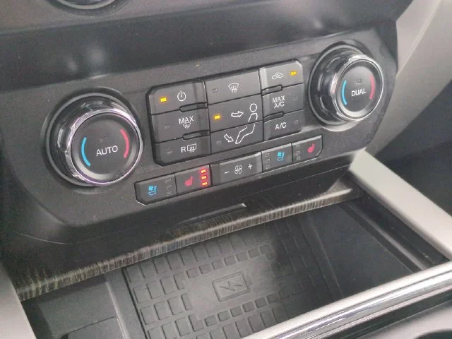 Used 2021 Black Ford Lariat image 25