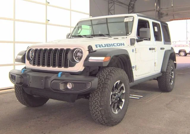 2025 Jeep Wrangler 4xe's photo