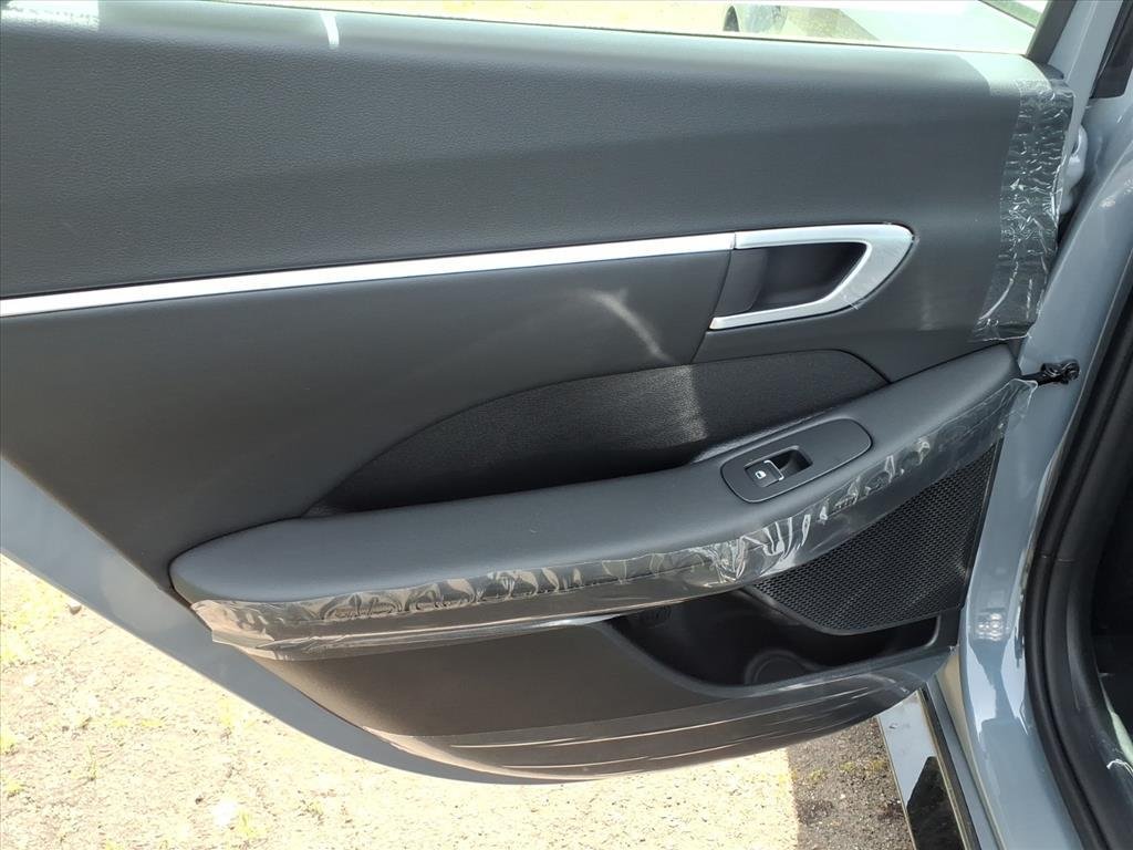 New 2026 Transmission Blue Pearl Hyundai SEL Sport image 9