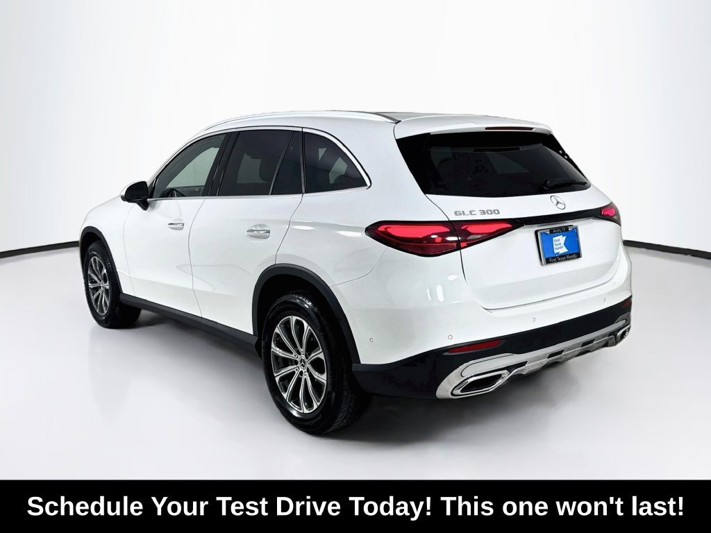 Used 2024 Polar White Mercedes-Benz GLC 300 image 5