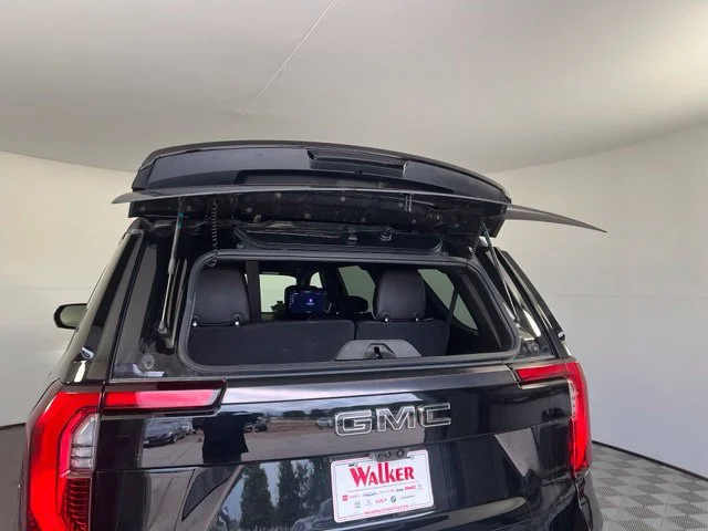 2025 GMC Yukon AT4 Ultimate - Photo 38