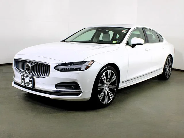 2023 Volvo S90 B6 Ultimate AWD's photo