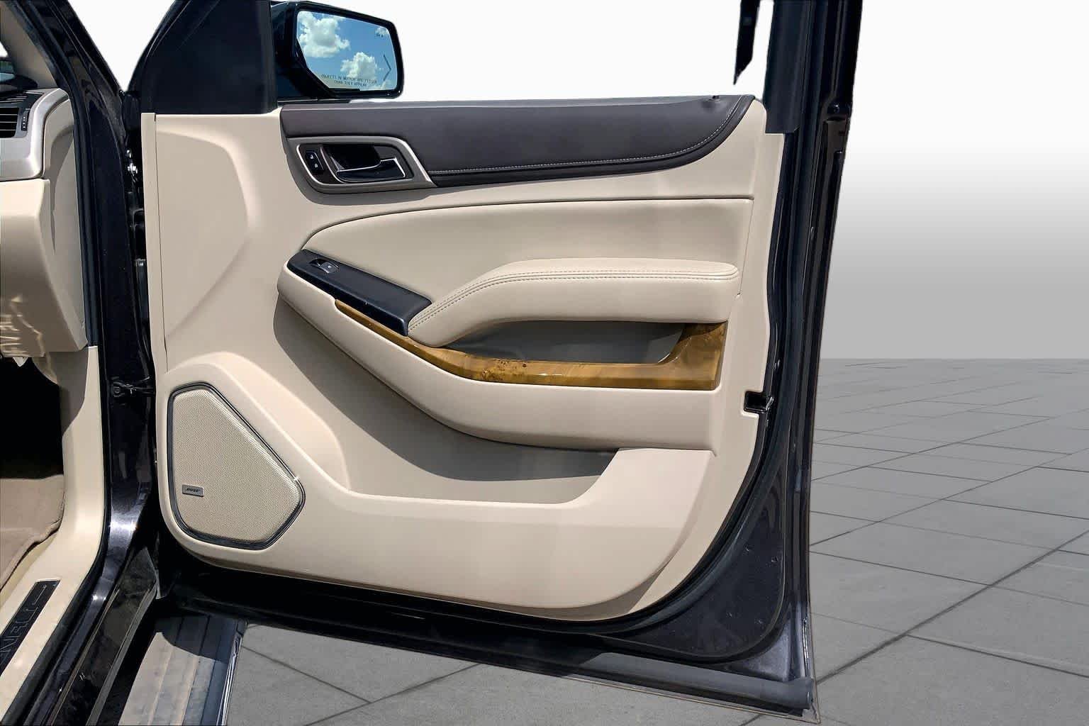 Used 2017 Iridium Metallic GMC Denali image 21