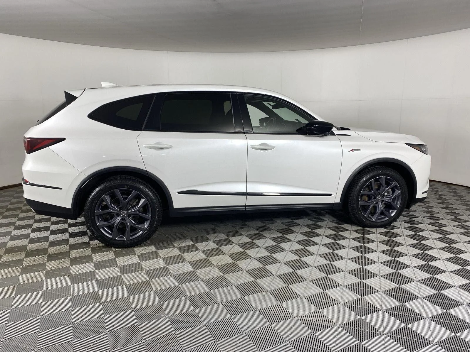 Used 2023 Platinum White Pearl Acura SH-AWD w/A-SPEC image 9