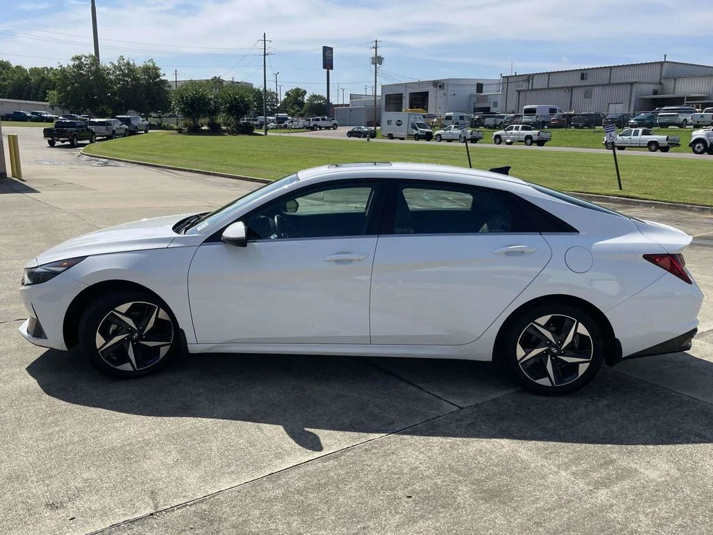 Certified Used 2023 Serenity White Pearl Hyundai Limited image 6