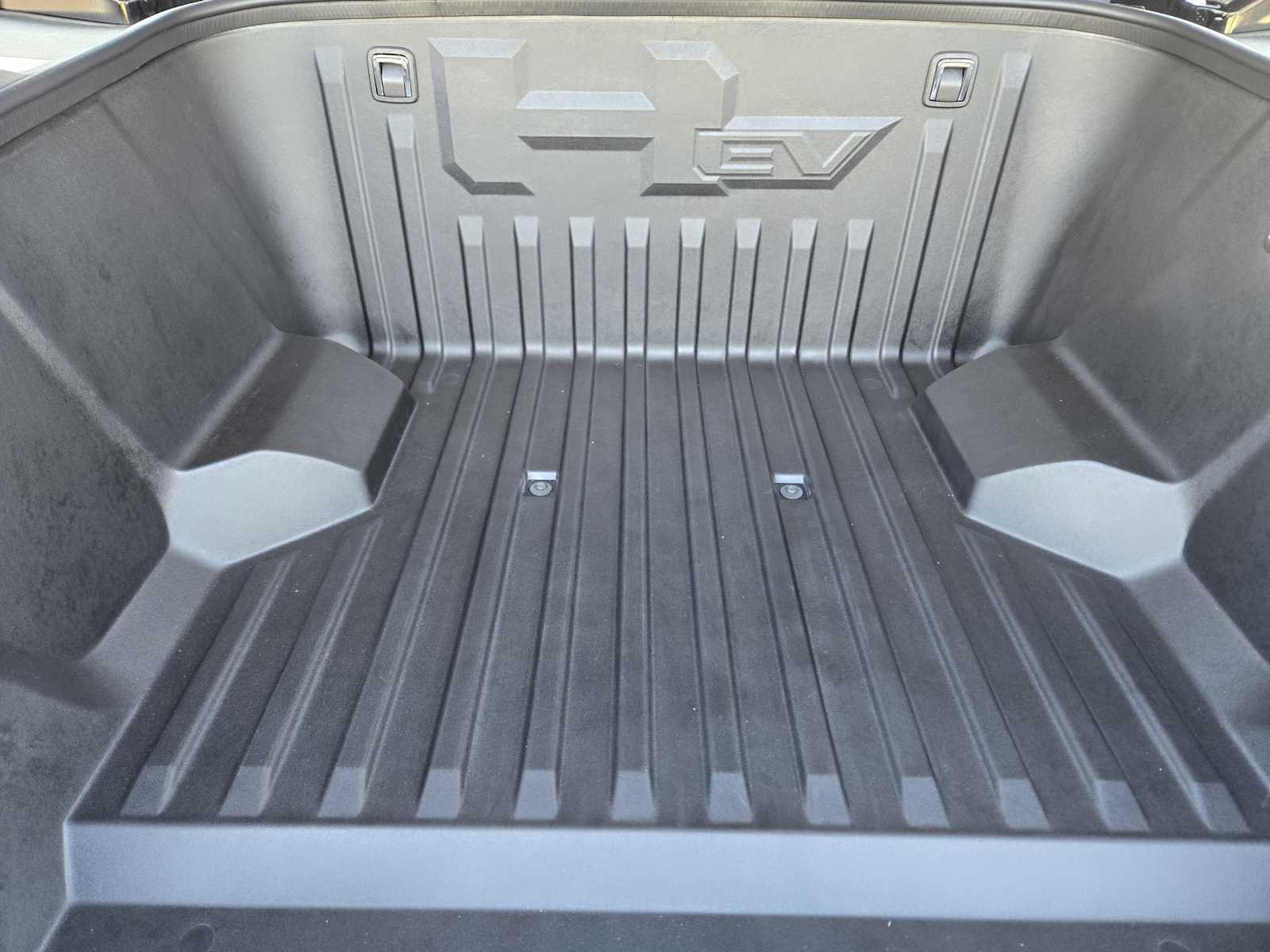 2026 GMC HUMMER EV 2X - Photo 19