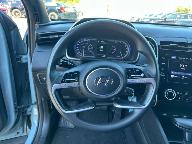 Used 2022 Blue Hyundai SE image 15