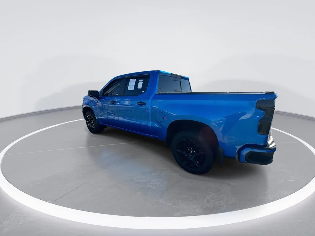 Used 2025 Blue Chevrolet RST image 6