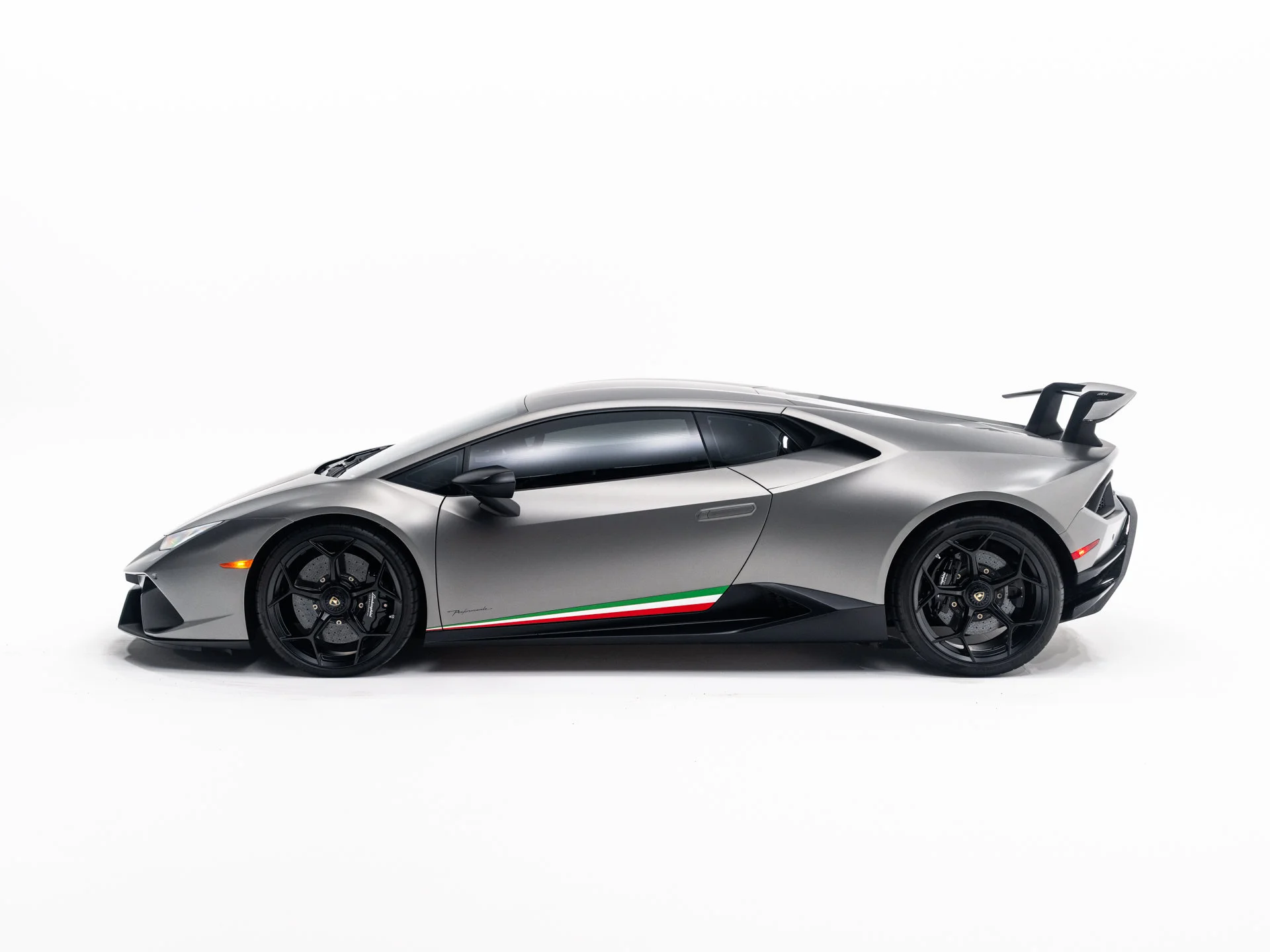 Used 2018 Grigio Titans Matt - AD PERSONAM Lamborghini Performante image 3