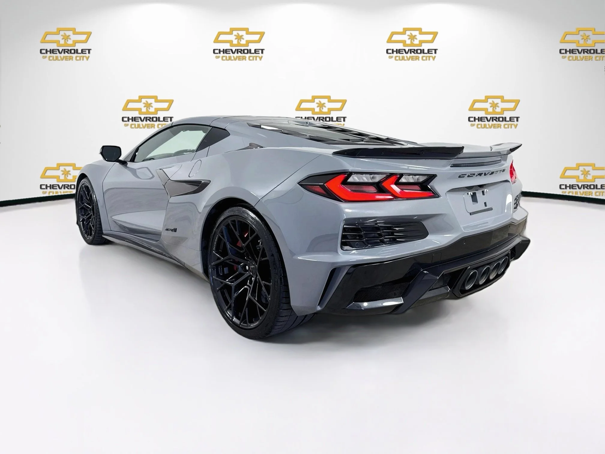 Used 2025 Sea Wolf Gray Tricoat Chevrolet 1LZ image 6