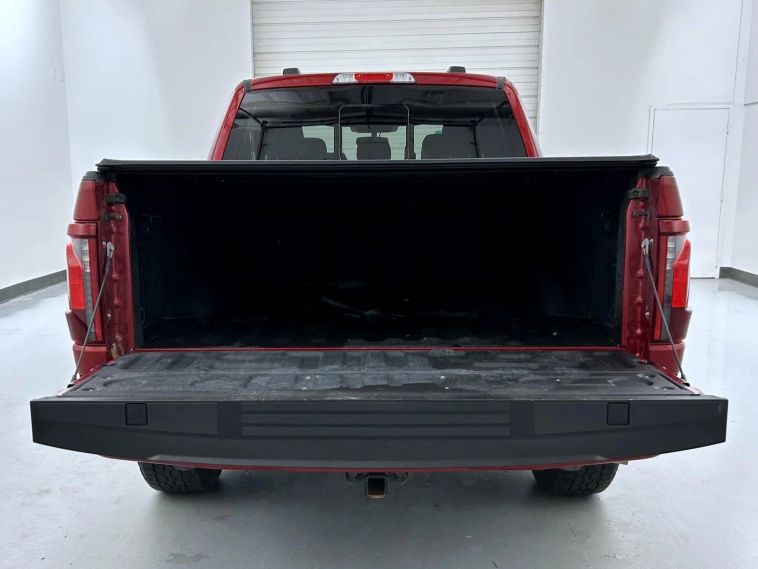 Used 2024 Red Ford XLT image 22