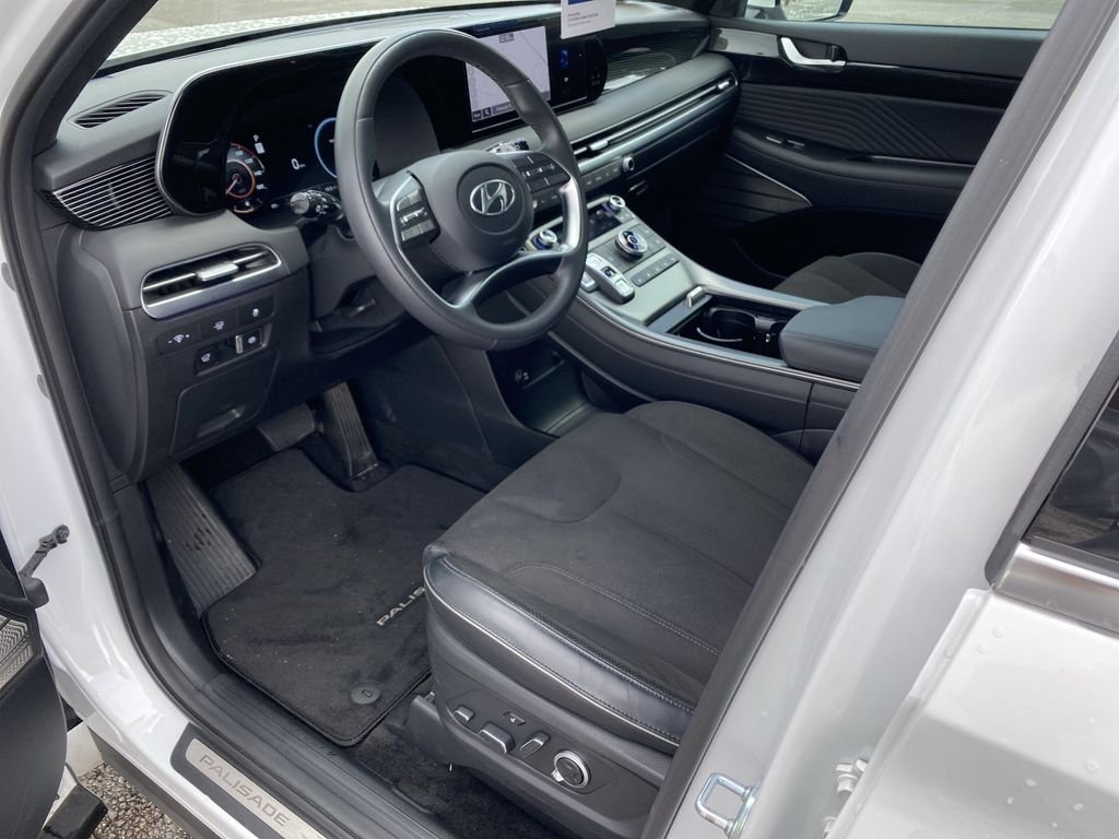 Certified Used 2025 Hyper White Hyundai Calligraphy Night Edition image 10