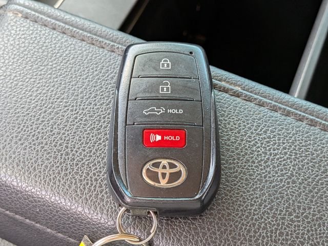 Used 2024  Toyota SR5 image 35
