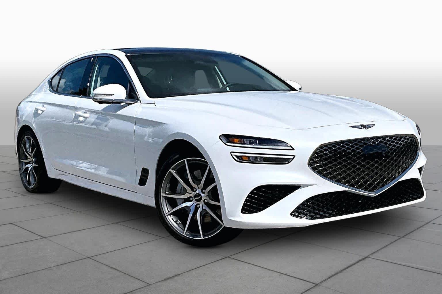 Certified Used 2026 Uyuni White Genesis 2.5T Prestige image 6