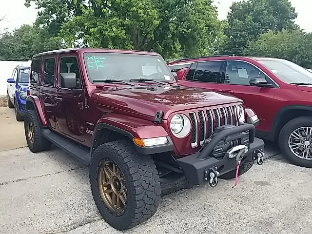 Used 2021 Red Jeep Unlimited Sahara image 3
