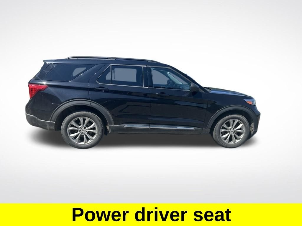 Used 2023 Black Metallic Ford XLT image 7