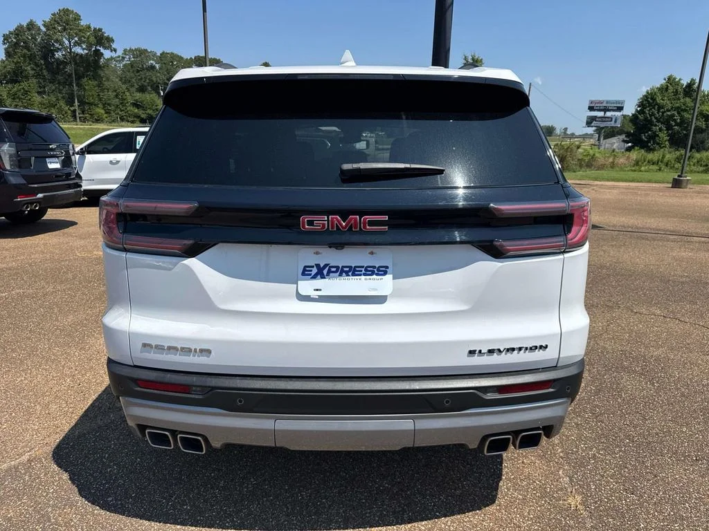 Used 2025 White GMC Elevation image 7
