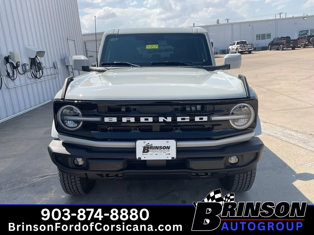 New 2026 Avalanche Gray Ford Outer Banks® image 2