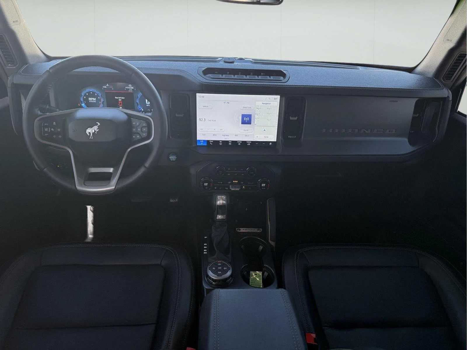 Used 2025 Oxford White Ford Badlands image 15