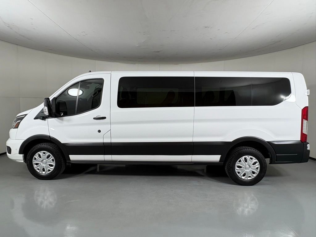Used 2023 White Ford XLT image 5