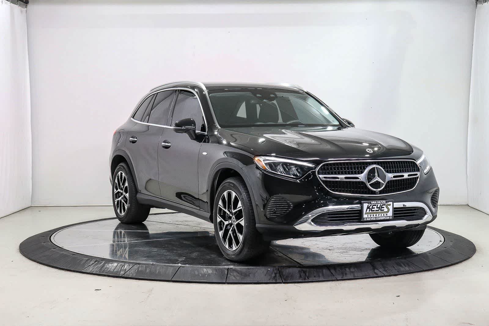 Used 2025  Mercedes-Benz GLC 350e image 5